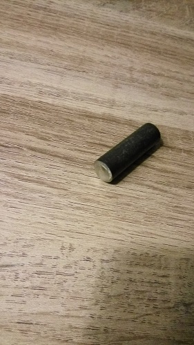 Petit bonus, je me suis fais une petite goupille pour le démontage ultérieur de la tête d'attelage, histoire de ne plus me faire avoir.